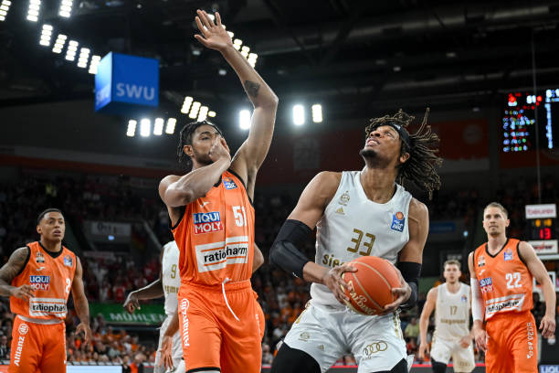 在此前执教 在此前执教