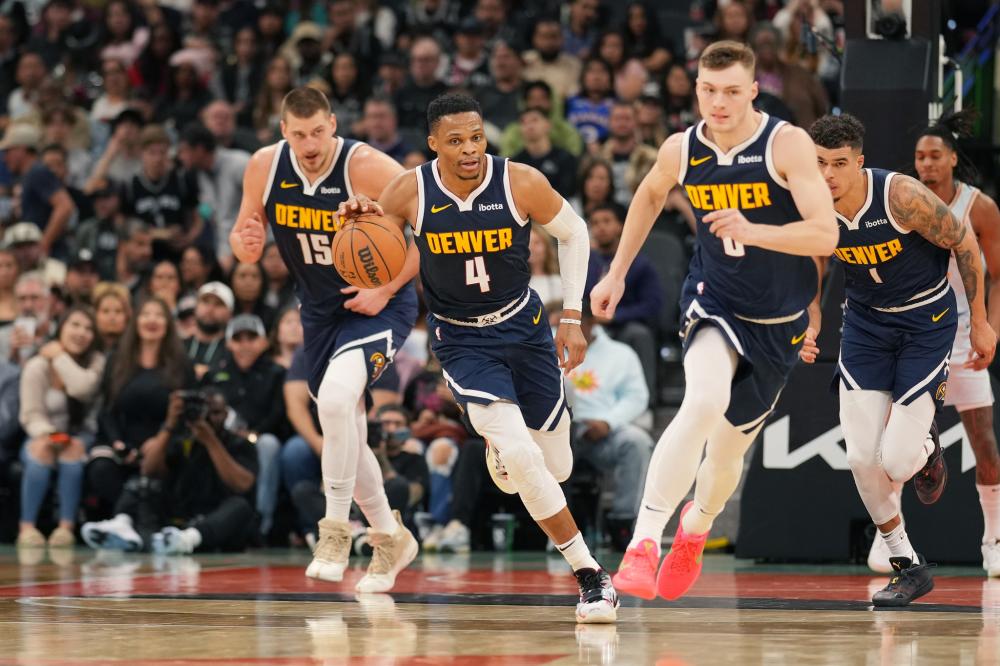 以及场上的 以及场上的